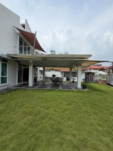 Bungalow House for Sale in Taman Abad (Johor Bahru) - Shishi . - PropertyGuru.com.my