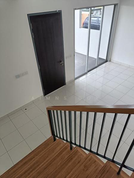 Rumah Teres 2-Tingkat untuk Dijual di Bandar Bukit Tinggi (Klang) - Aimns Goy - Entrance - PropertyGuru.com.my