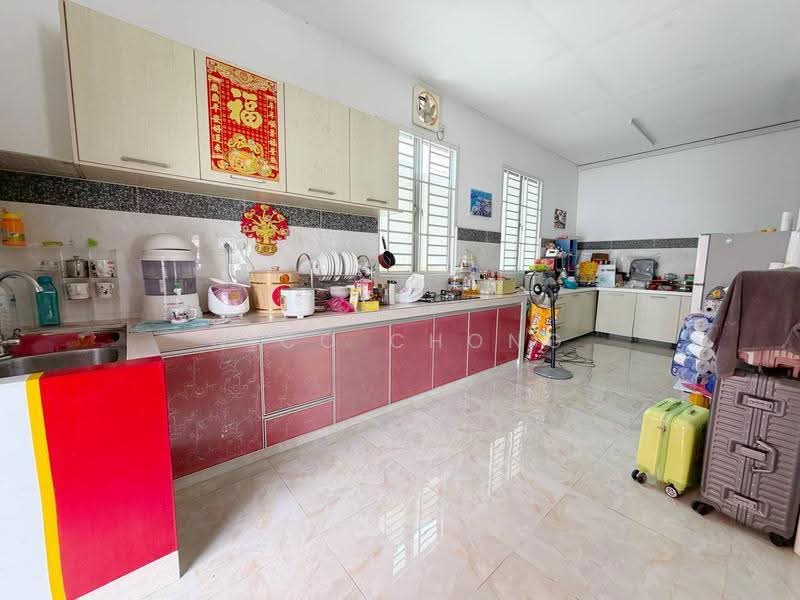 2-storey Terraced House for Sale in Taman Rinting (Masai) - Nico Chong - Kitchen - PropertyGuru.com.my