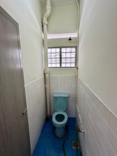 Rumah Teres 1-Tingkat untuk Dijual di Taman Sppk (Ipoh) - PENNY CHEN - Bathroom - PropertyGuru.com.my