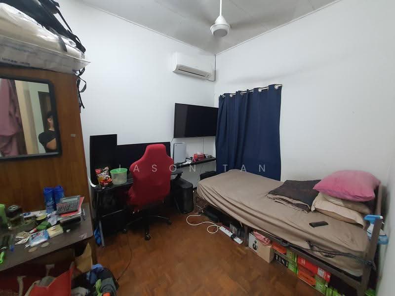Rumah Teres 2-Tingkat untuk Dijual di Taman Puncak Jalil (Seri Kembangan) - Jason Tan - Bedroom - PropertyGuru.com.my