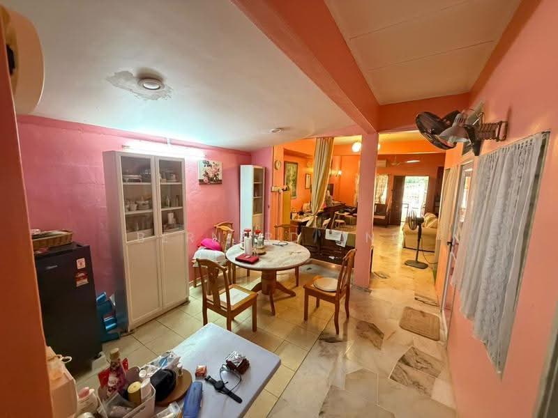 Rumah Teres 1.5-Tingkat untuk Dijual di Bandar Tasik Puteri (Rawang) - Bernard Ong - Dining Room - PropertyGuru.com.my