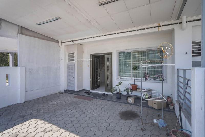Rumah Teres 2-Tingkat untuk Disewa di Bandar Bukit Raja (Klang) - Vitas Tan - Exterior - PropertyGuru.com.my