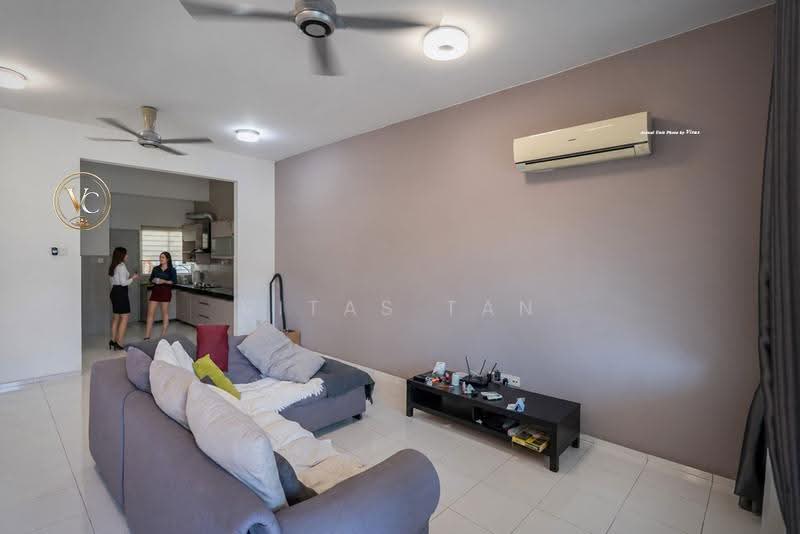 Rumah Teres 2-Tingkat untuk Disewa di Bandar Bukit Raja (Klang) - Vitas Tan - Living Room - PropertyGuru.com.my