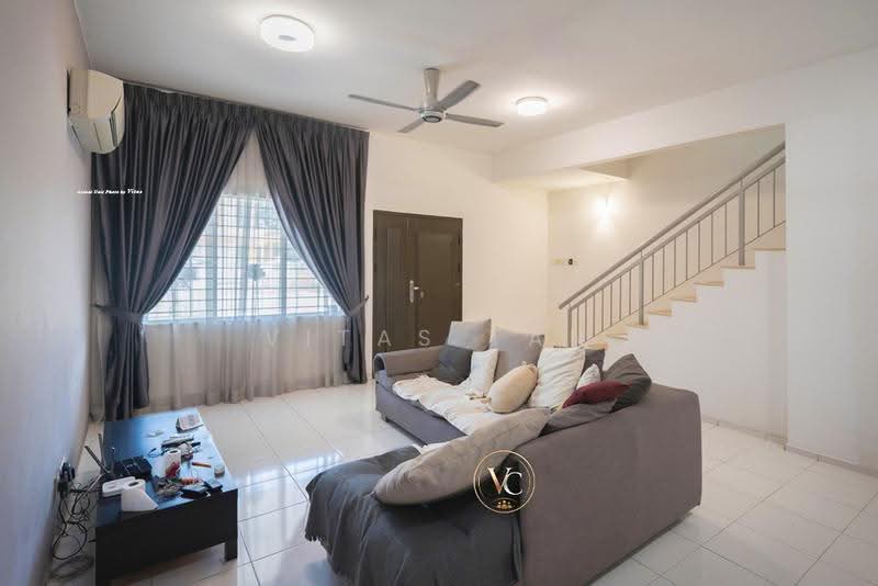 Rumah Teres 2-Tingkat untuk Disewa di Bandar Bukit Raja (Klang) - Vitas Tan - Living Room - PropertyGuru.com.my