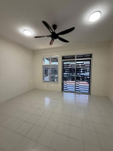 Rumah Teres 2-Tingkat untuk Dijual di Taman Scientex Pasir Gudang (Pasir Gudang) - Lik Xuan Chai - Living Room - PropertyGuru.com.my