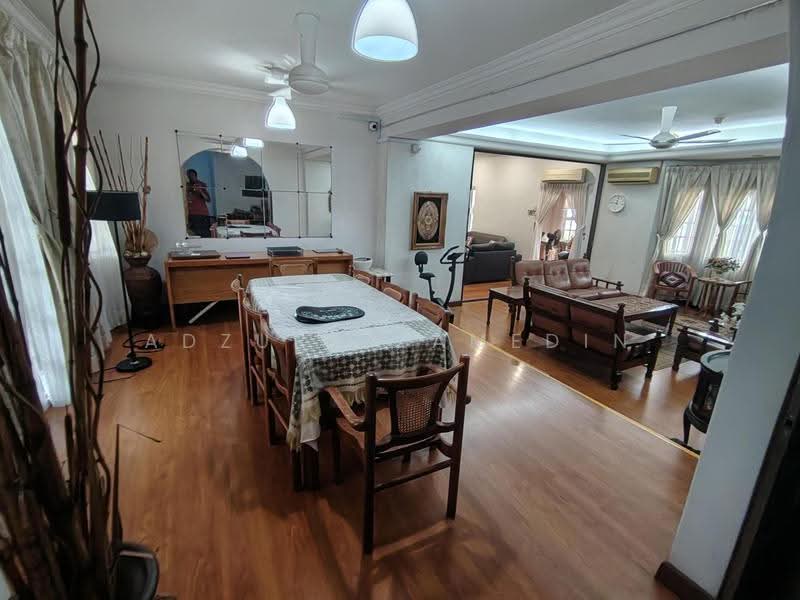 Rumah Banglo untuk Dijual di Subang Jaya (Selangor) - Adzura Zamedin - Living Room - PropertyGuru.com.my