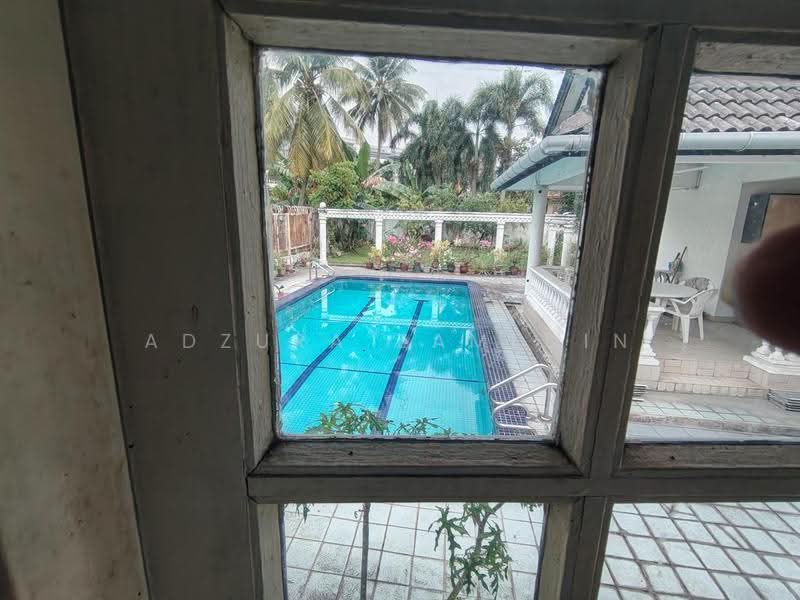 Rumah Banglo untuk Dijual di Subang Jaya (Selangor) - Adzura Zamedin - Pool - PropertyGuru.com.my