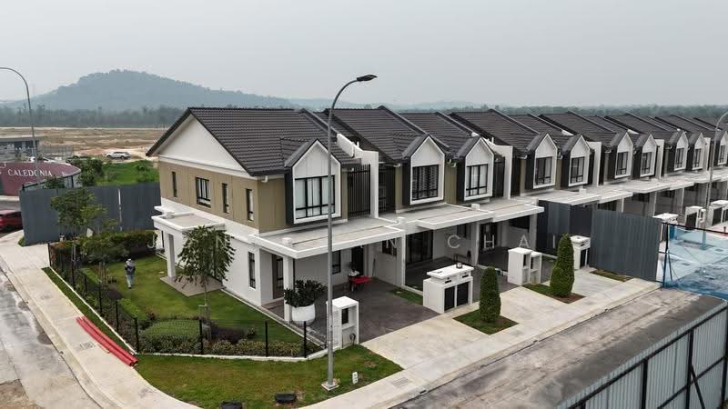 2-storey Terraced House for Sale in Batang Berjuntai (Selangor) - Jonathan Chai - Exterior - PropertyGuru.com.my