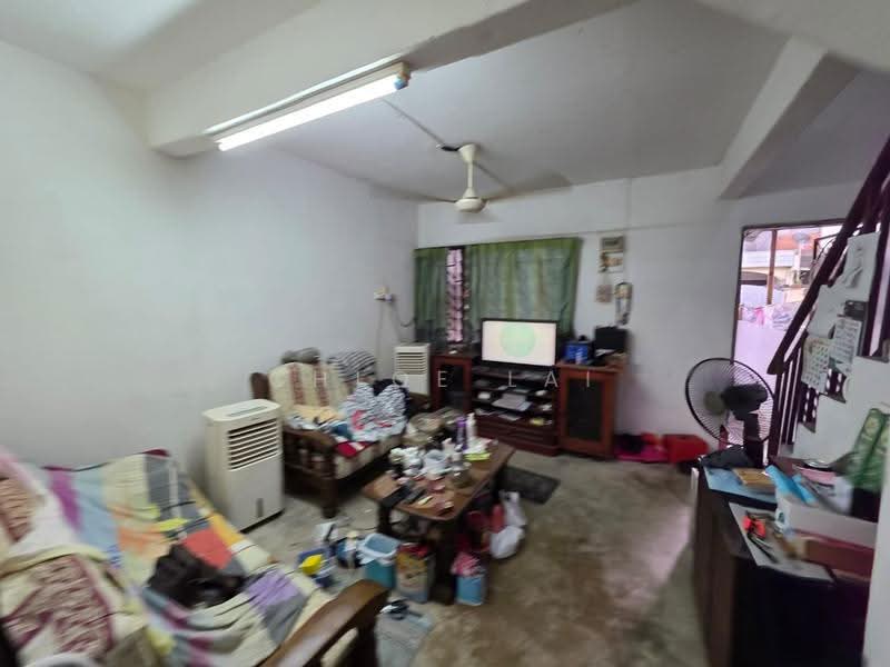 Rumah Teres 2-Tingkat untuk Dijual di Taman Skudai Baru (Skudai) - Chloe Lai - Living Room - PropertyGuru.com.my