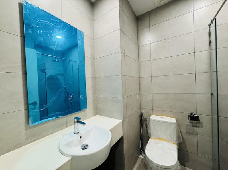 Service Residence for Sale at Dorsett Waterfront Subang - Daniel Ng - Bathroom - PropertyGuru.com.my