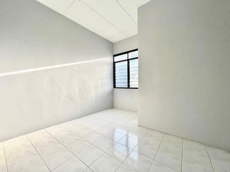 2-storey Terraced House for Sale in Sepang (Selangor) - Zul Hasif - PropertyGuru.com.my