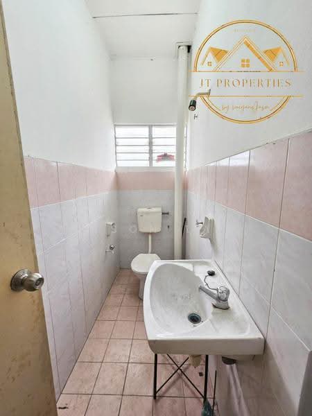 Rumah Teres 2-Tingkat untuk Dijual di Taman Puncak Jalil (Seri Kembangan) - Jason Tan - PropertyGuru.com.my