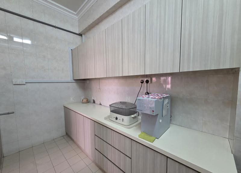 Condominium for Sale at Putra Indah Condominium - Kenson Ho - Kitchen - PropertyGuru.com.my