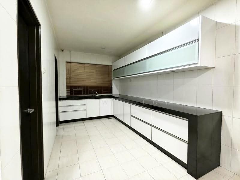 2.5-storey Terraced House for Sale in Taman Meranti Jaya (Puchong) - Wei Wei Low - Kitchen - PropertyGuru.com.my