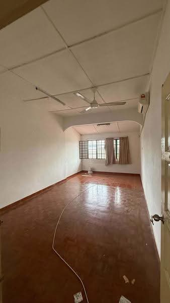 Rumah Teres 2-Tingkat untuk Disewa di Taman Midah (Cheras) - Karl . - Living Room - PropertyGuru.com.my