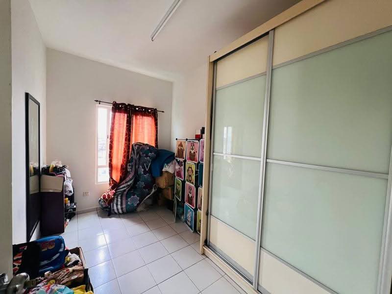 Apartment for Sale at Zan Ara - Eva Liew - Bedroom - PropertyGuru.com.my