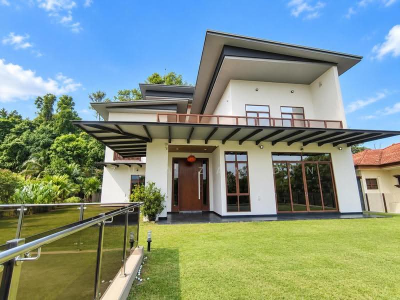 Bungalow House for Sale in Seksyen 13 (Shah Alam) - Adzura Zamedin - Exterior - PropertyGuru.com.my
