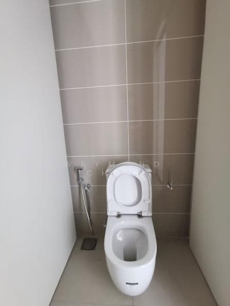 Service Residence for Sale at The Park 2 - Waymond Choo - Bathroom - PropertyGuru.com.my