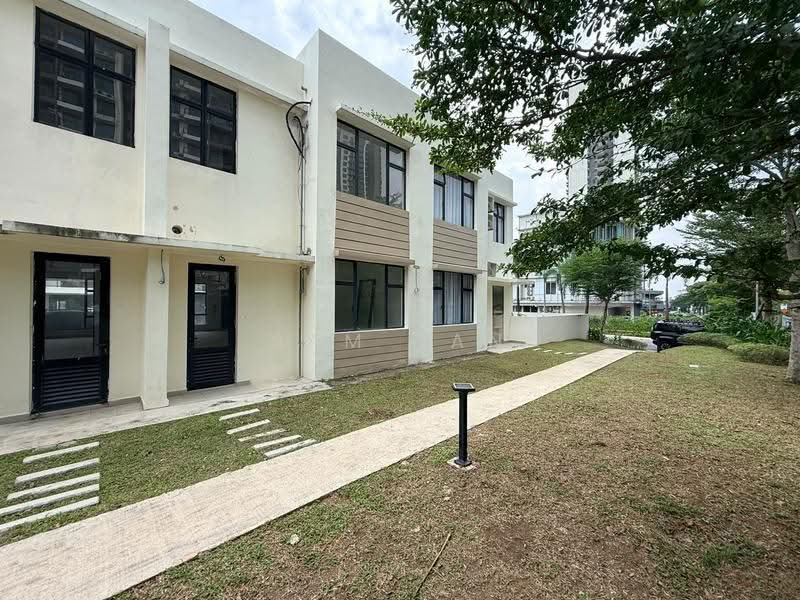 Rumah Teres 2-Tingkat untuk Dijual di Taman Damansara Aliff (Tampoi) - Sam Tan - Exterior - PropertyGuru.com.my