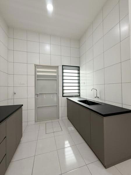 Terraced House for Rent in Johor Bahru (Johor) - Molly Joon - Kitchen - PropertyGuru.com.my