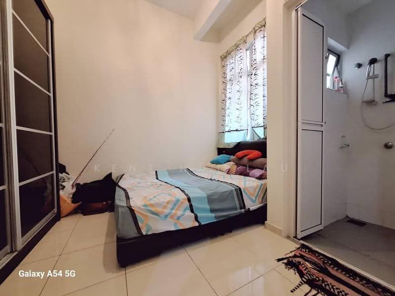 2-storey Terraced House for Sale in Seri Kembangan (Selangor) - KENT HUI LAU - Bedroom - PropertyGuru.com.my