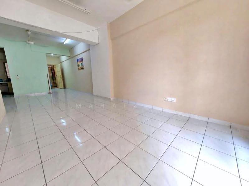 Apartment for Sale at Sri Lavender Apartment - Mahafiz . - Living Room - PropertyGuru.com.my