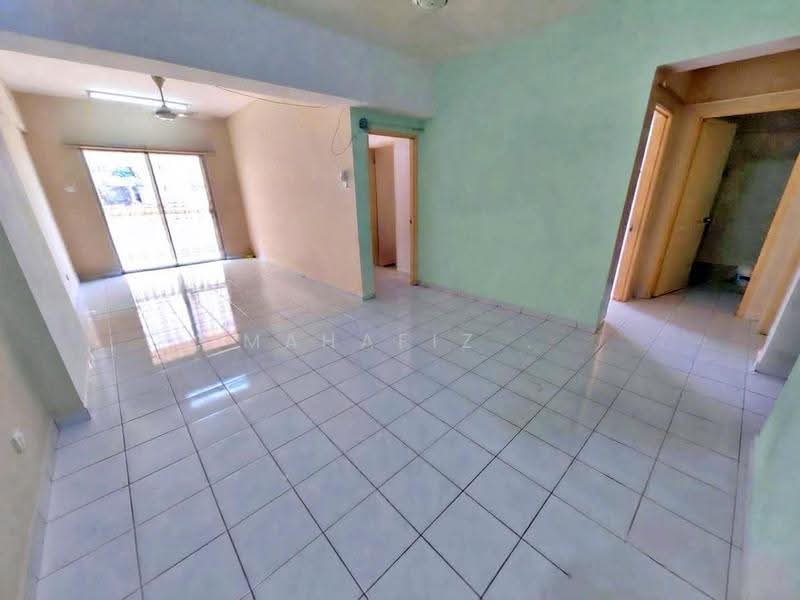 Apartment for Sale at Sri Lavender Apartment - Mahafiz . - Living Room - PropertyGuru.com.my