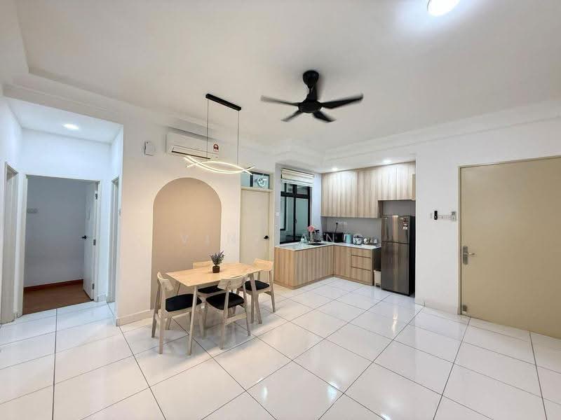 Kediaman Servis untuk Disewa di The Platino Serviced Apartment - Vinz Ang - Kitchen - PropertyGuru.com.my