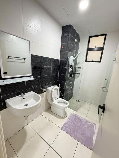 Kediaman Servis untuk Disewa di The Platino Serviced Apartment - Vinz Ang - Bathroom - PropertyGuru.com.my