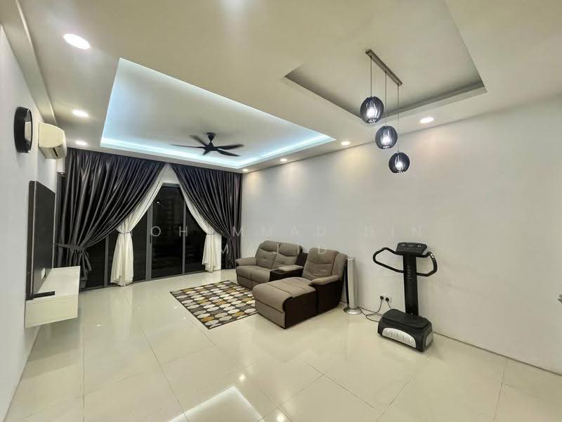 Townhouse for Sale in Petaling Jaya (Selangor) - Mohammad Din Majid - Living Room - PropertyGuru.com.my