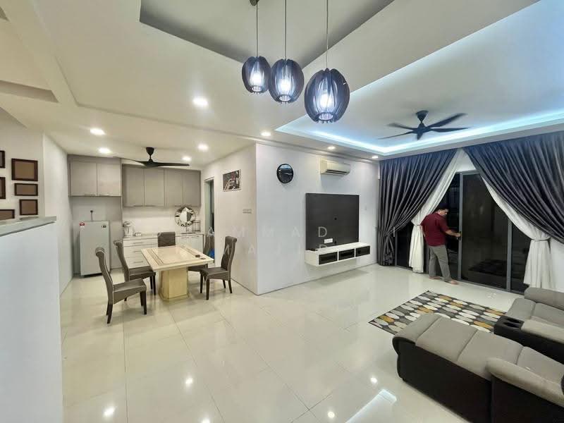 Townhouse for Sale in Petaling Jaya (Selangor) - Mohammad Din Majid - Living Room - PropertyGuru.com.my