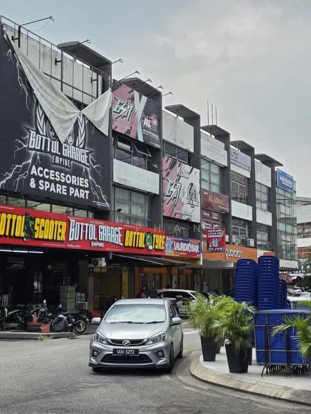Shop / Office for Rent in Taman Tasik Damai (Sungai Besi) - CK Phang - Exterior - PropertyGuru.com.my