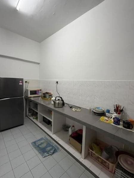 Condominium for Rent at Condo Gembira - Eason Tan - Kitchen - PropertyGuru.com.my