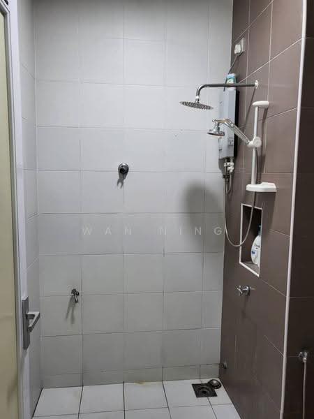 Cluster House for Sale in Taman Adda Heights (Tebrau) - Wan Ning - Bathroom - PropertyGuru.com.my