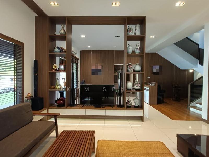 Semi-Detached House for Sale in Taman Kluang Indah (Kluang) - Kim Seng - Living Room - PropertyGuru.com.my