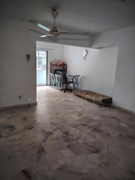 Pangsapuri untuk Disewa di Kota Laksamana Utama - Jordan Lee - Living Room - PropertyGuru.com.my