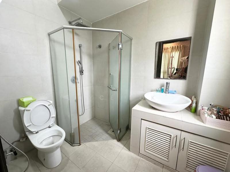 Rumah Banglo untuk Dijual di Subang Heights (Subang Jaya) - Joyce Kok - Bathroom - PropertyGuru.com.my