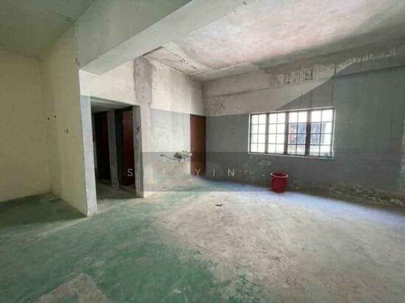 Shop for Sale in Bandar Indahpura (Kulai) - See Yin . - Interior - PropertyGuru.com.my
