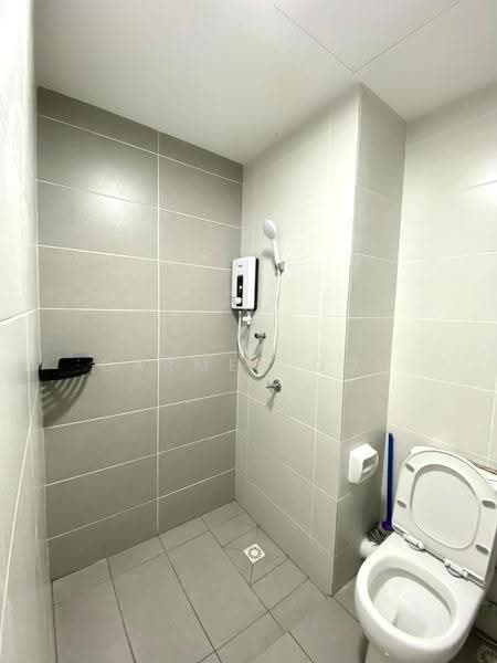 Kondominium untuk Disewa di The Amarene - Carmen Ooi - Bathroom - PropertyGuru.com.my