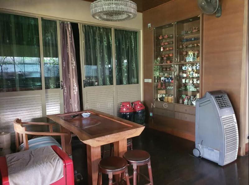 Rumah Banglo untuk Dijual di Seksyen U1 (Glenmarie) - Darren Ng - Living Room - PropertyGuru.com.my