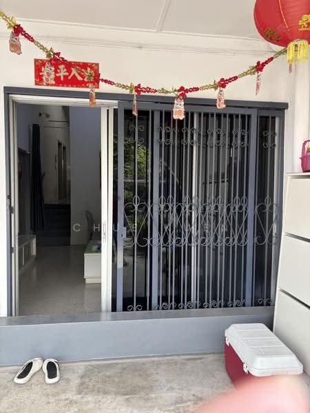 Rumah Teres 1-Tingkat untuk Disewa di Sri Petaling (Kuala Lumpur) - Chue Kuen - Entrance - PropertyGuru.com.my