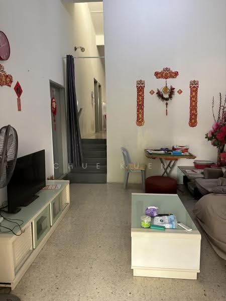 Rumah Teres 1-Tingkat untuk Disewa di Sri Petaling (Kuala Lumpur) - Chue Kuen - Living Room - PropertyGuru.com.my