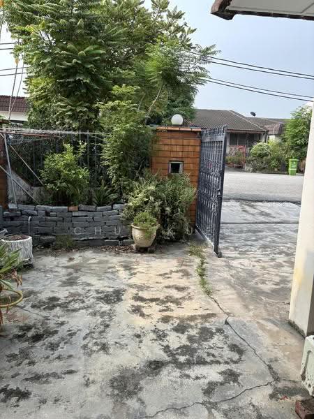 Rumah Teres 1-Tingkat untuk Disewa di Sri Petaling (Kuala Lumpur) - Chue Kuen - Exterior - PropertyGuru.com.my