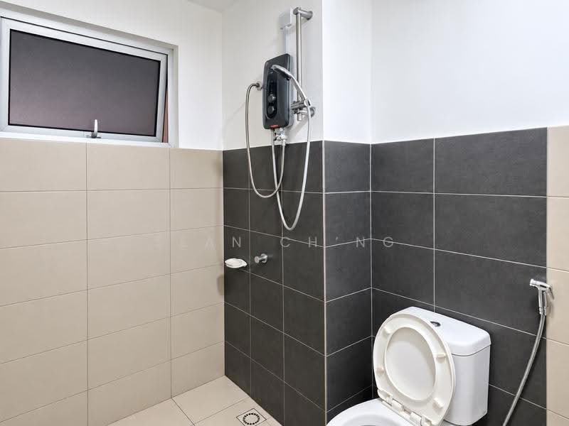 Service Residence for Rent at SkyLake Residence - Sean Ch’ng - Bathroom - PropertyGuru.com.my