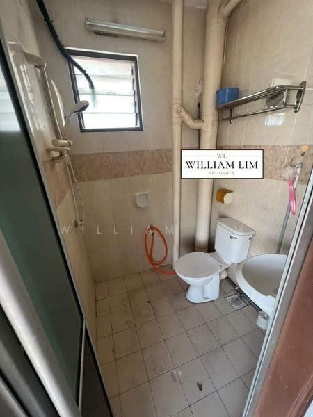 Kondominium untuk Disewa di Serina Bay - William Lim - Bathroom - PropertyGuru.com.my