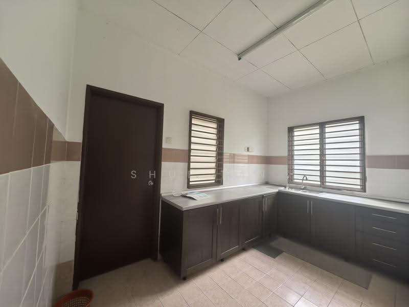 1.5-storey Terraced House for Rent in Klang (Selangor) - Shue Tan - Kitchen - PropertyGuru.com.my
