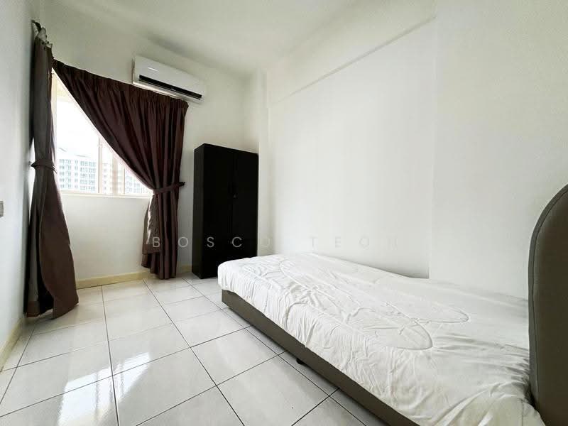 Condominium for Rent at Gold Coast Resort Condominium - Bosco Teoh - Bedroom - PropertyGuru.com.my