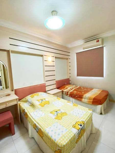 Condominium for Rent at Gold Coast Resort Condominium - Bosco Teoh - Bedroom - PropertyGuru.com.my