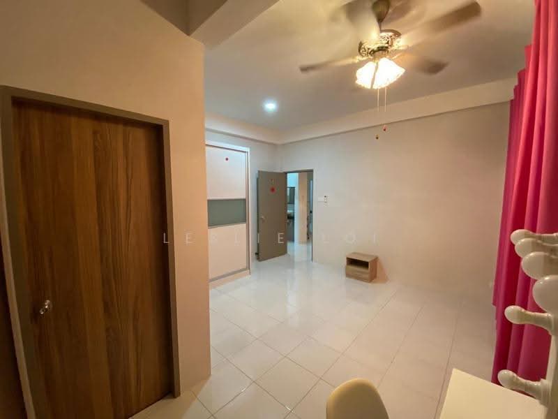 Apartment for Sale at Stutong Heights 3 - Leslie Loi - Interior - PropertyGuru.com.my
